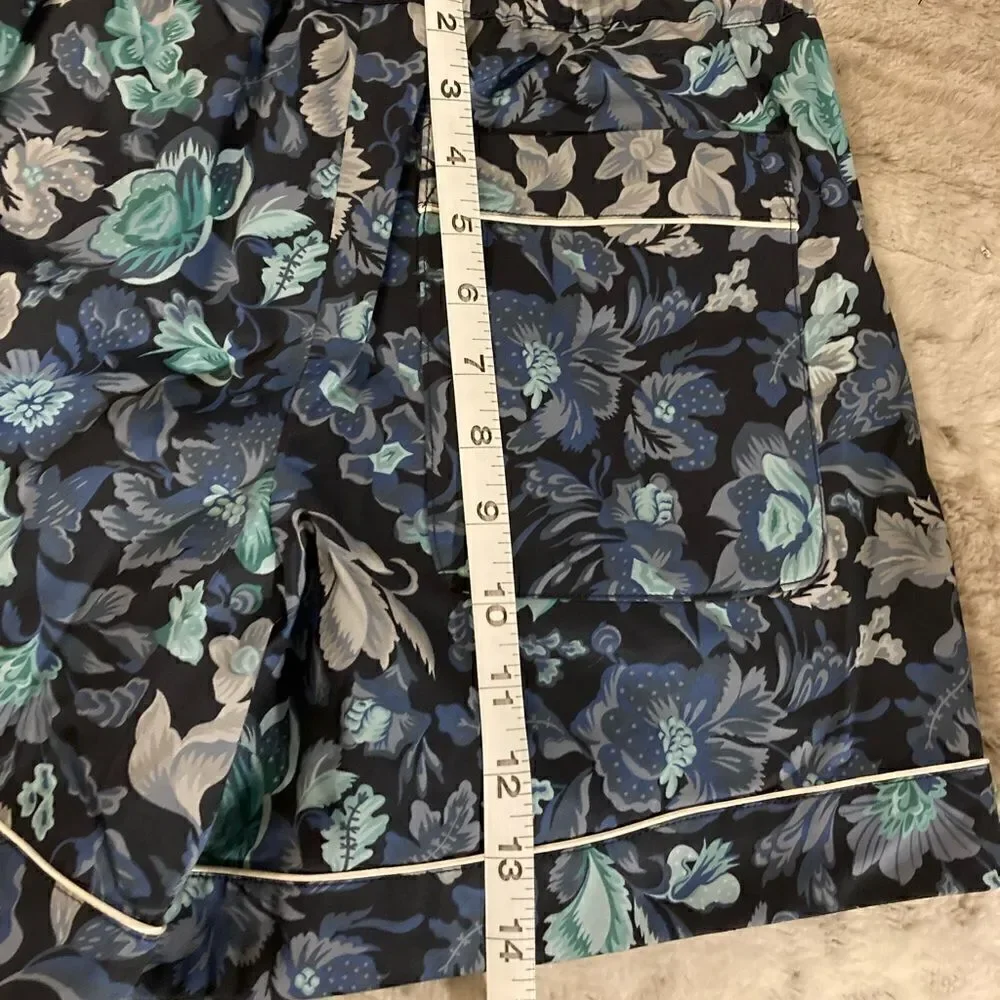 𝅺: : BURBERRY Floral Shorts : : - Picture 11 of 14